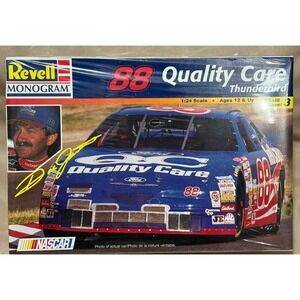 VINTAGE 1996 MONOGRAM 1/24 SCALE " DALE‎ JARRETT " # 88 QUALITY Care